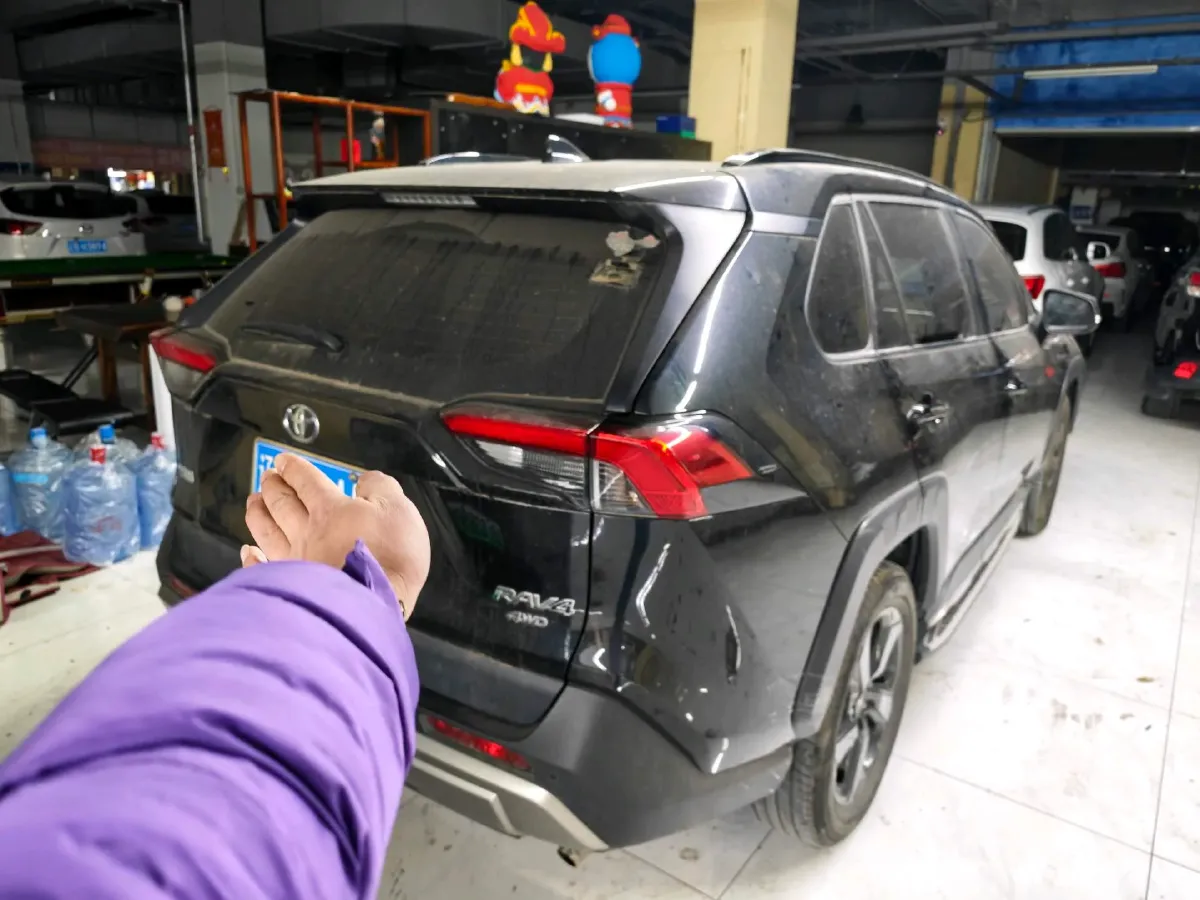 2022 Toyota RAV4 2.0L 171HP L4 CVT,autocango,china used car exporter,china ev exporter,chinese used car exporter,chinese used ev exporter