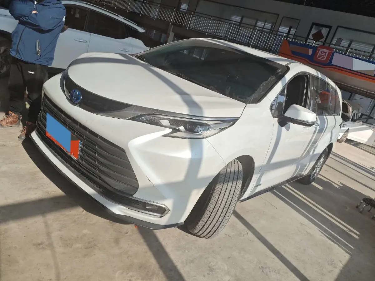 2021 Toyota Sienna 2.5L 192HP L4 E-CVT Hybrid,autocango,china used car exporter,china ev exporter,chinese used car exporter,chinese used ev exporter