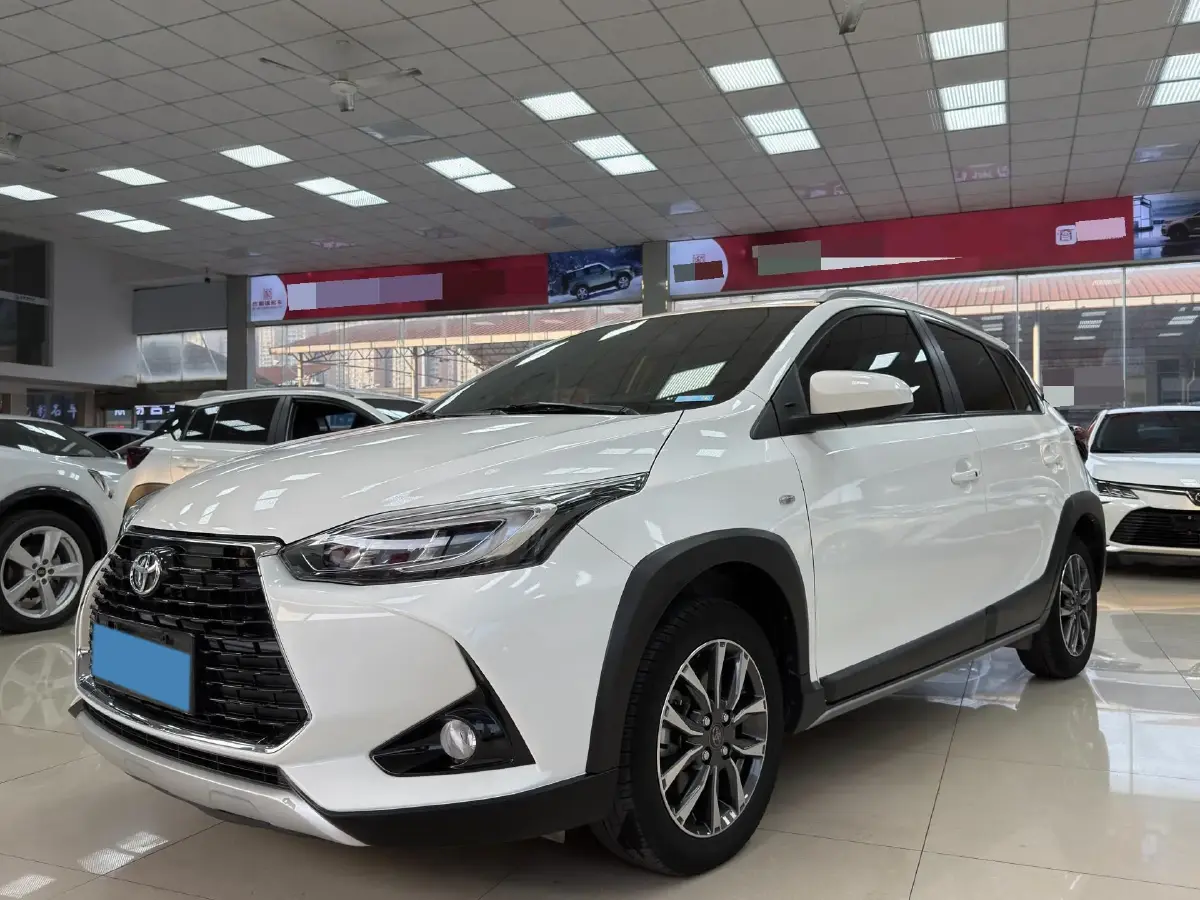 2022 Toyota Yaris L 1.5L 112HP L4 CVT