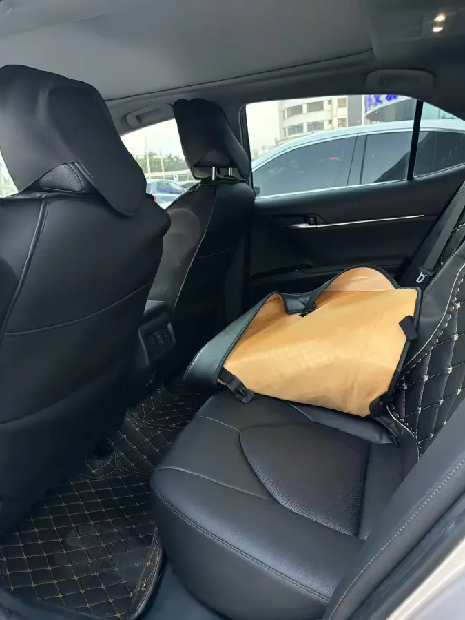 2019 Toyota Camry 2.5L 209HP L4 8AT,autocango,china used car exporter,china ev exporter,chinese used car exporter,chinese used ev exporter