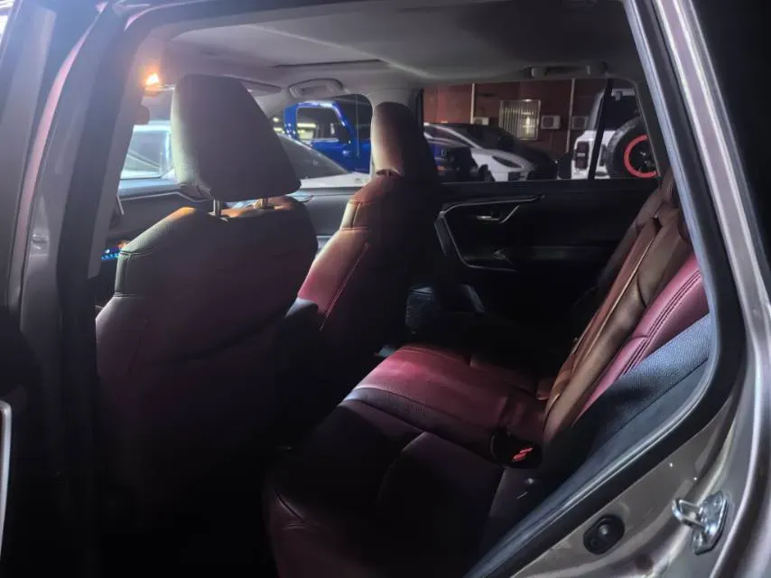 2020 Toyota RAV4 2.0L 171HP L4 CVT,autocango,china used car exporter,china ev exporter,chinese used car exporter,chinese used ev exporter