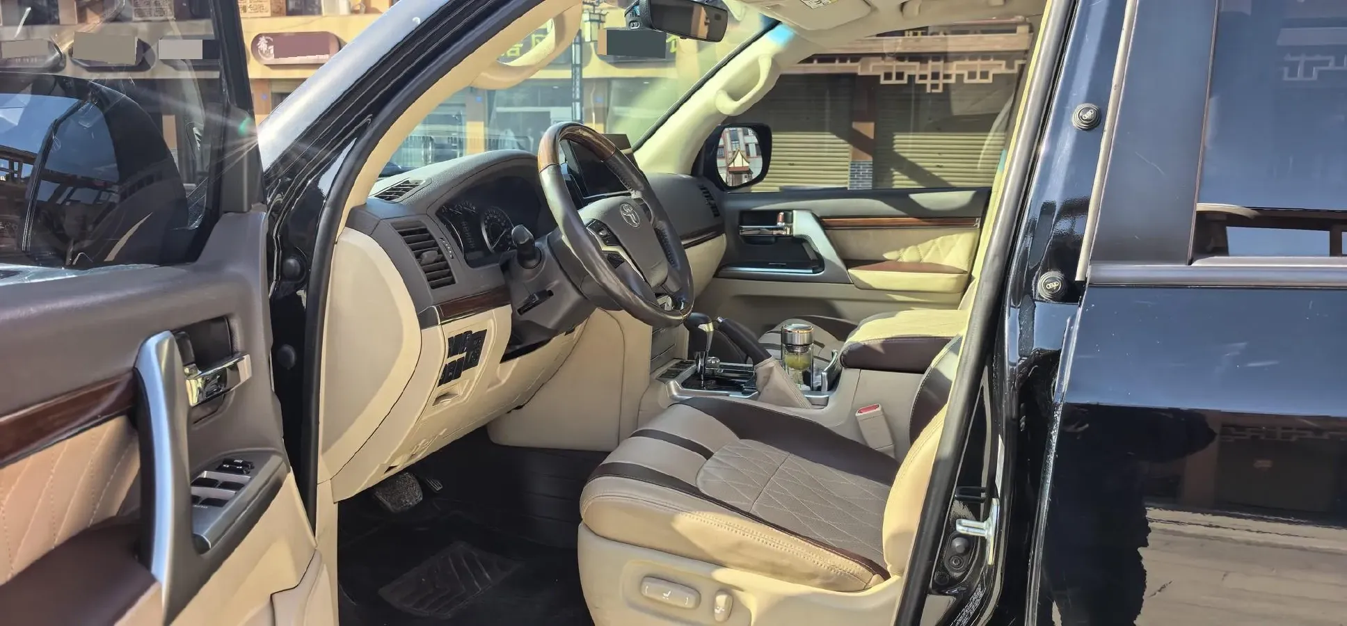 2015 Toyota Land Cruiser 4.6L 310HP V8 6AT,autocango,china used car exporter,china ev exporter,chinese used car exporter,chinese used ev exporter