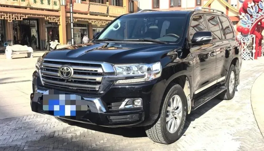 2015 Toyota Land Cruiser 4.6L 310HP V8 6AT,autocango,china used car exporter,china ev exporter,chinese used car exporter,chinese used ev exporter