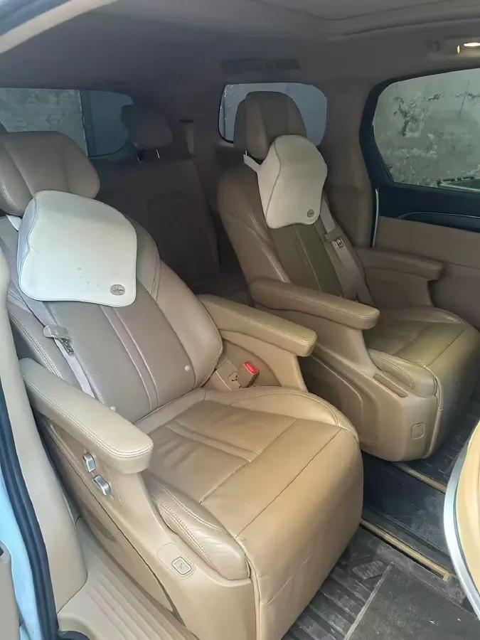 2021 Buick GL8 2.0T 237HP L4 9AT,autocango,china used car exporter,china ev exporter,chinese used car exporter,chinese used ev exporter