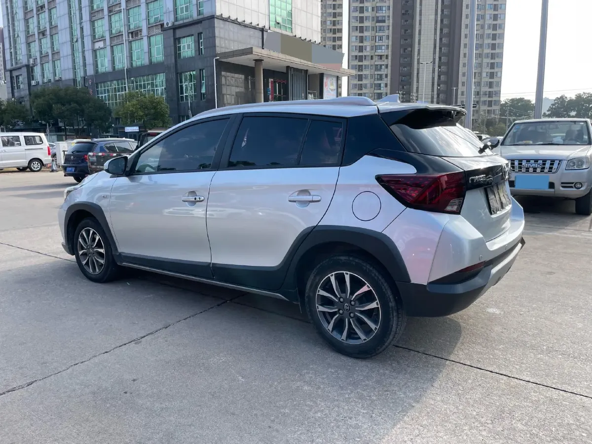 2022 Toyota Yaris L 1.5L 112HP L4 CVT,autocango,china used car exporter,china ev exporter,chinese used car exporter,chinese used ev exporter