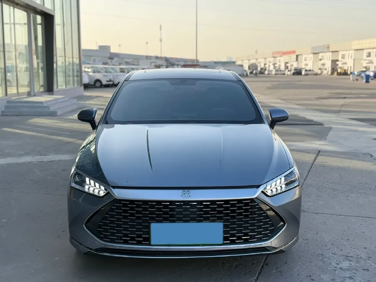 2021 Haval F7 1.5T 169HP L4 7DCT,autocango,china used car exporter,china ev exporter,chinese used car exporter,chinese used ev exporter