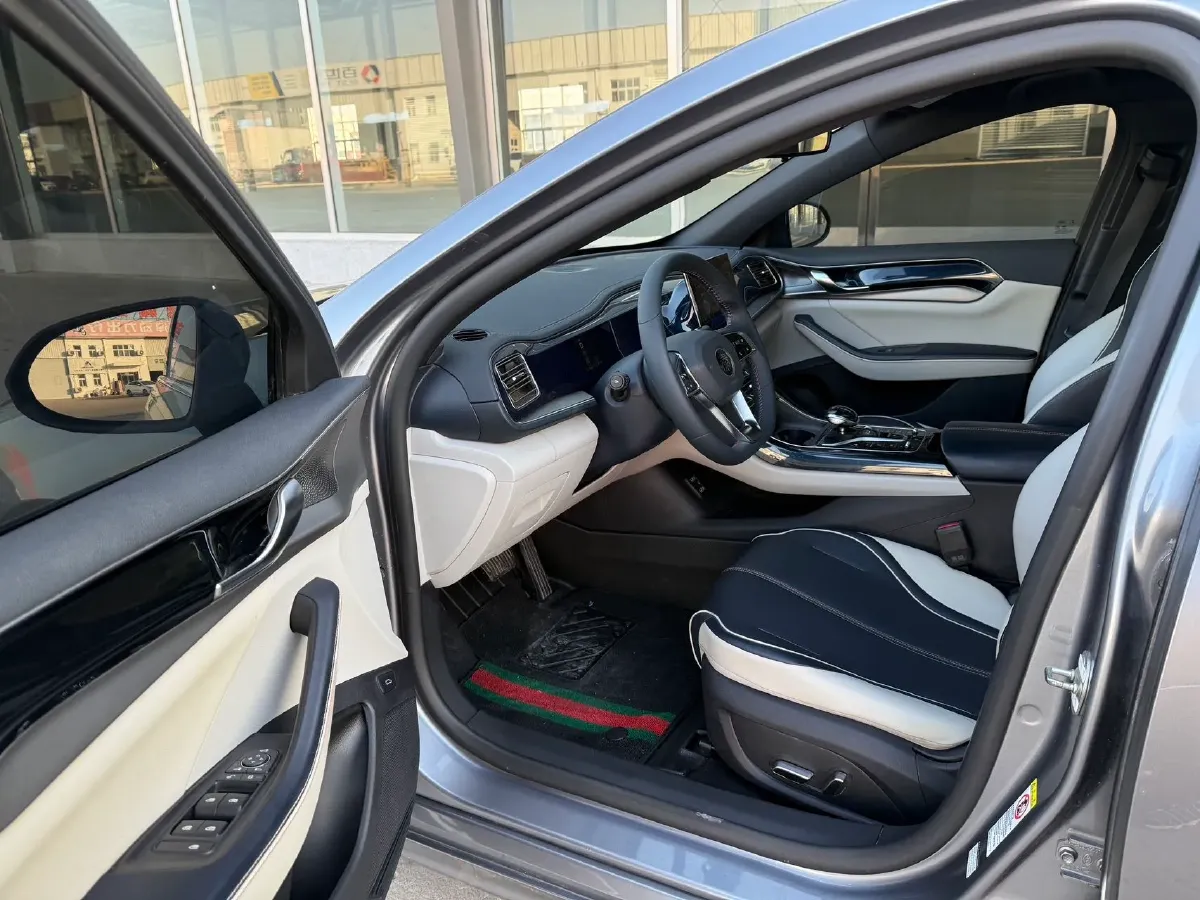 2021 Haval F7 1.5T 169HP L4 7DCT,autocango,china used car exporter,china ev exporter,chinese used car exporter,chinese used ev exporter