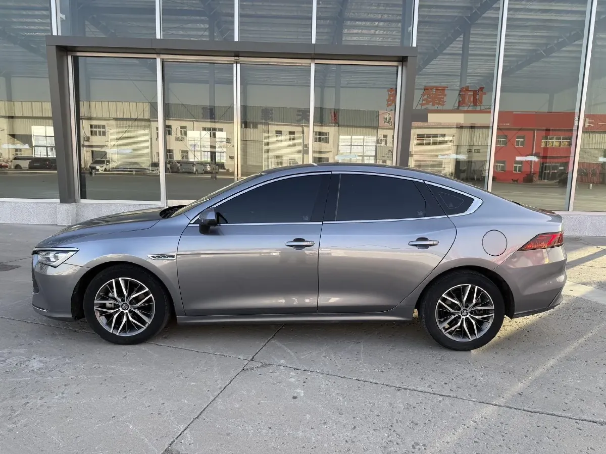 2021 Haval F7 1.5T 169HP L4 7DCT,autocango,china used car exporter,china ev exporter,chinese used car exporter,chinese used ev exporter