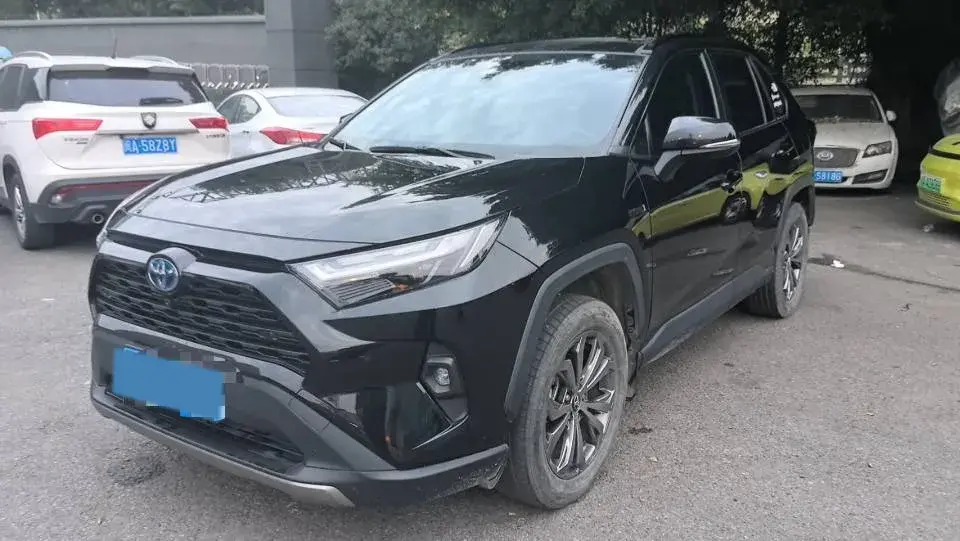 2023 Toyota RAV4 2.5L 178HP L4 E-CVT Hybrid