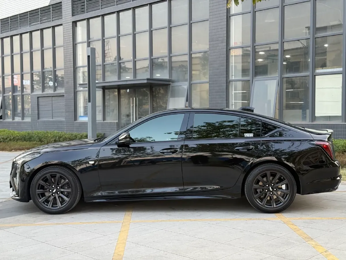 2024 Cadillac CT5 2.0T 237HP L4 10AT,autocango,china used car exporter,china ev exporter,chinese used car exporter,chinese used ev exporter