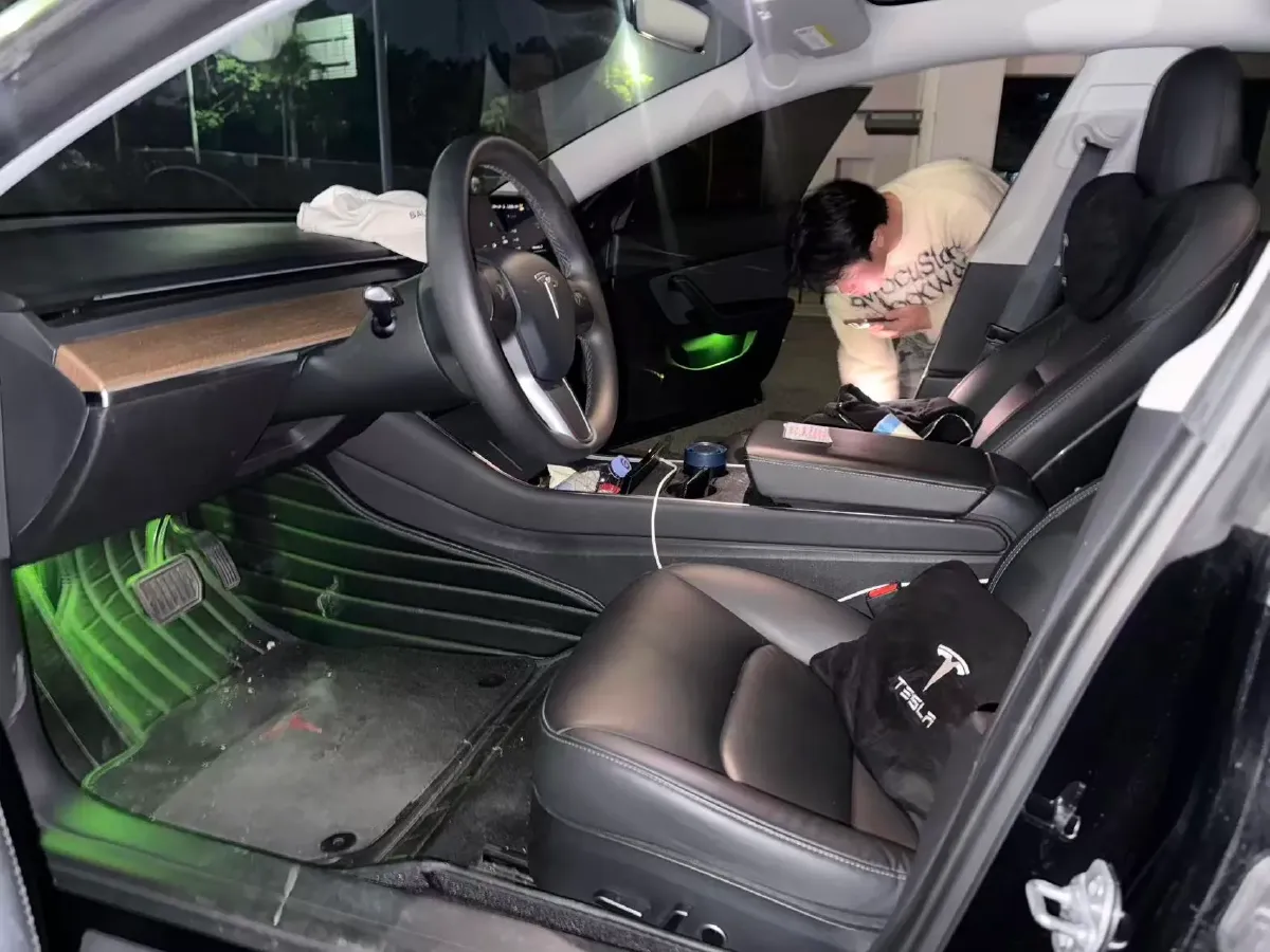 2020 Tesla Model 3 BEV 55KWH,autocango,china used car exporter,china ev exporter,chinese used car exporter,chinese used ev exporter