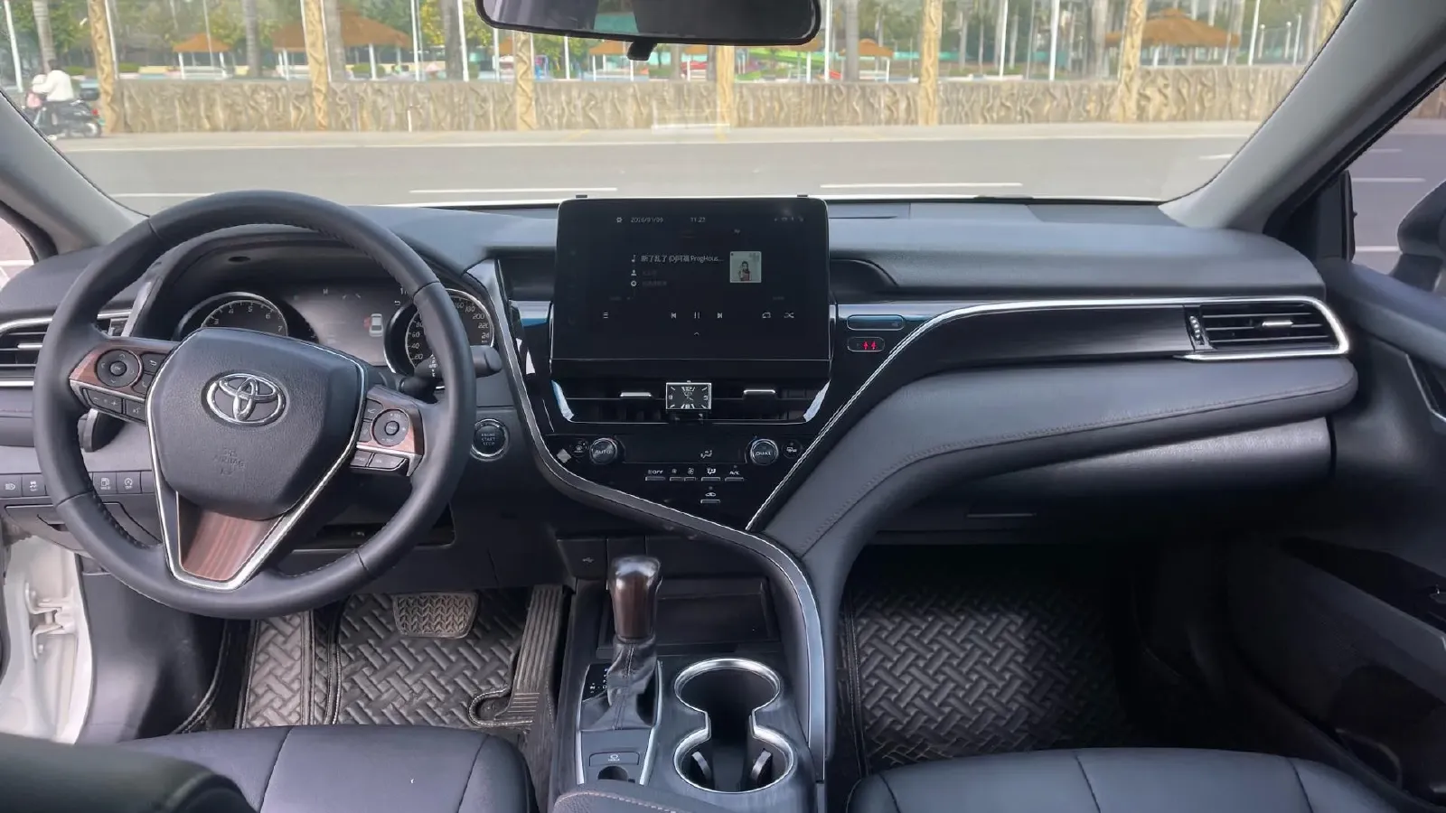 2021 Toyota Camry 2.0L 178HP L4 CVT,autocango,china used car exporter,china ev exporter,chinese used car exporter,chinese used ev exporter