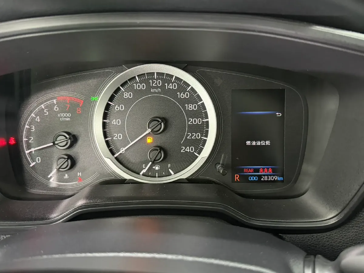 2022 Toyota Corolla 1.2T 116HP L4 CVT,autocango,china used car exporter,china ev exporter,chinese used car exporter,chinese used ev exporter