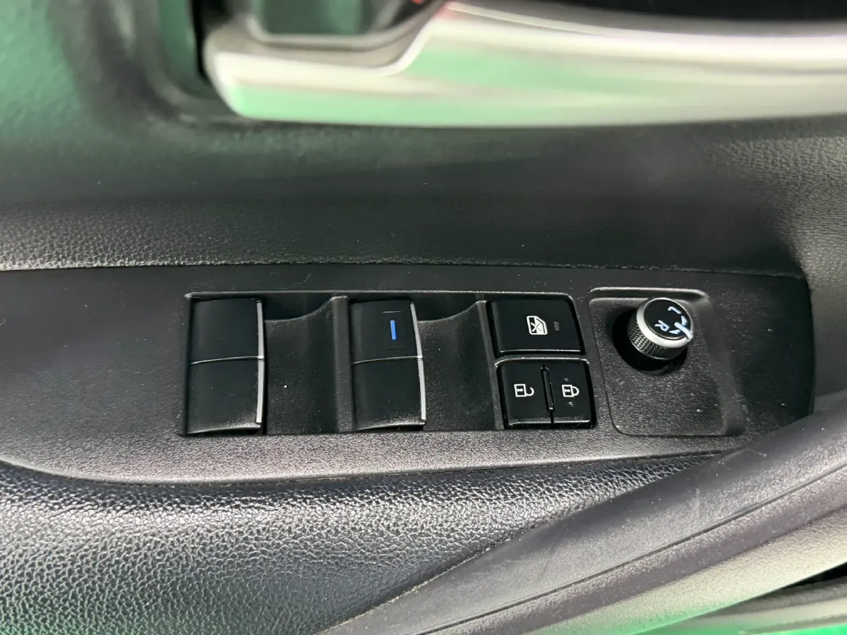 2022 Toyota Corolla 1.2T 116HP L4 CVT,autocango,china used car exporter,china ev exporter,chinese used car exporter,chinese used ev exporter