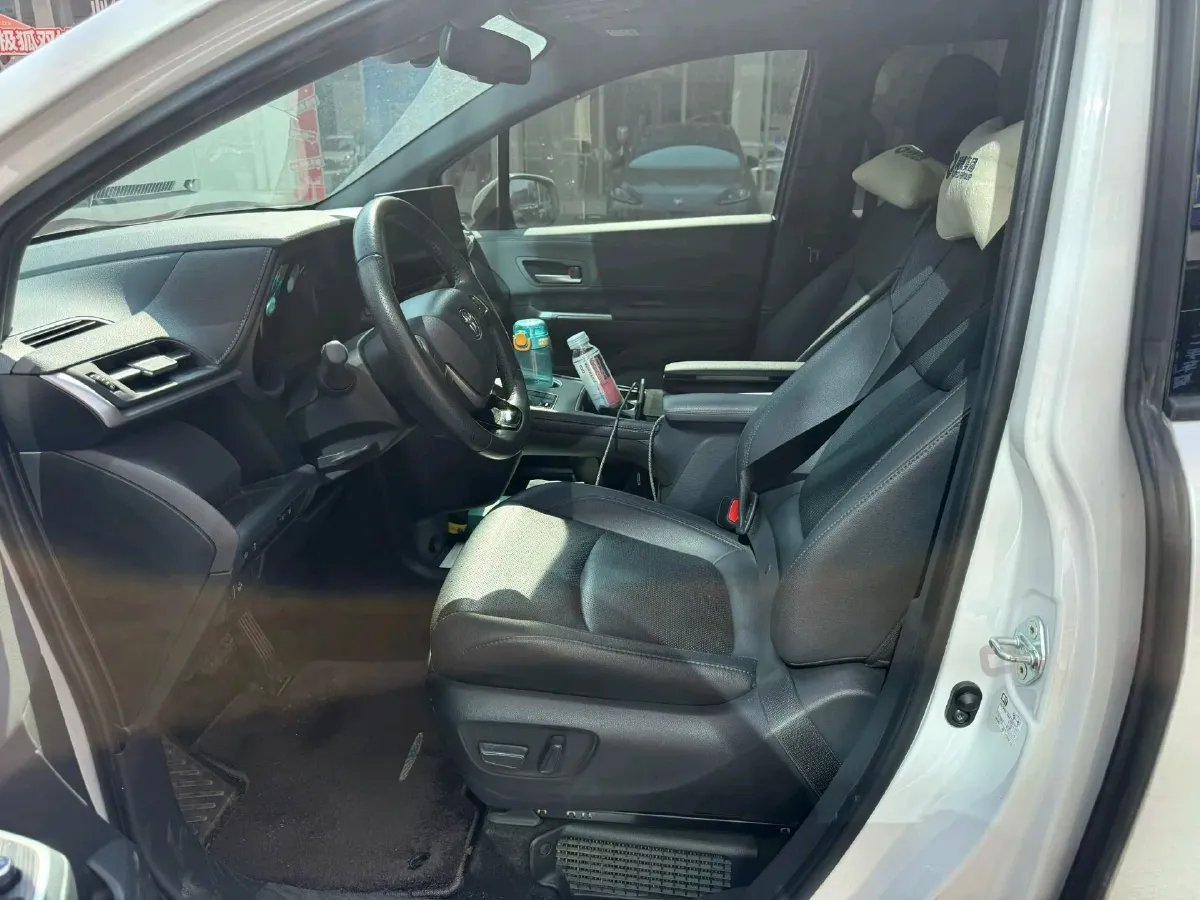 2021 Toyota Sienna 2.5L 192HP L4 E-CVT Hybrid,autocango,china used car exporter,china ev exporter,chinese used car exporter,chinese used ev exporter