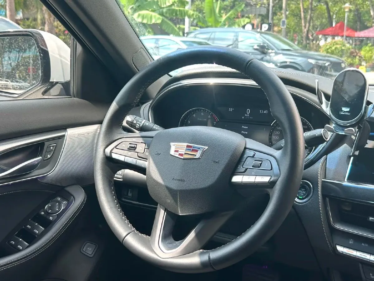 2023 Cadillac CT5 2.0T 237HP L4 10AT,autocango,china used car exporter,china ev exporter,chinese used car exporter,chinese used ev exporter