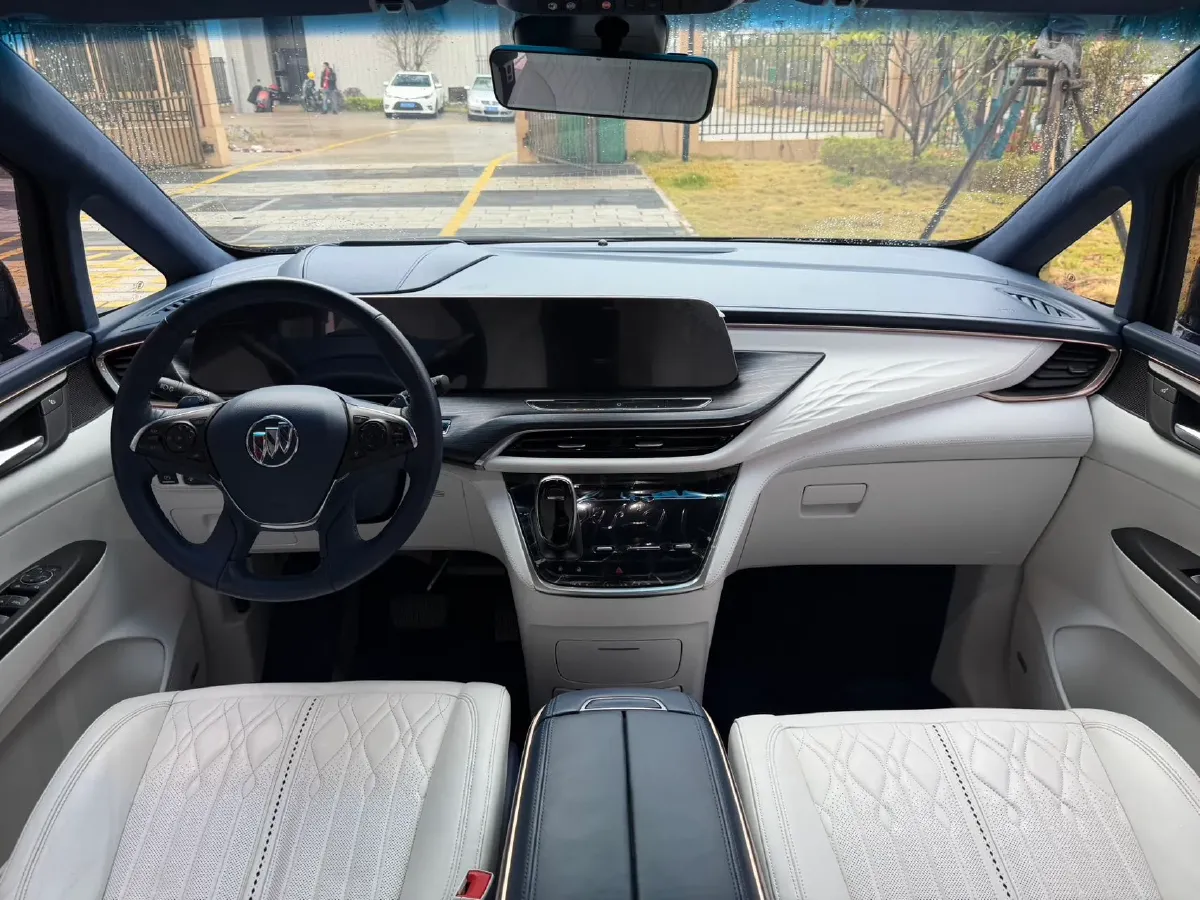 2020 Buick GL8 2.0T 237HP L4 9AT,autocango,china used car exporter,china ev exporter,chinese used car exporter,chinese used ev exporter