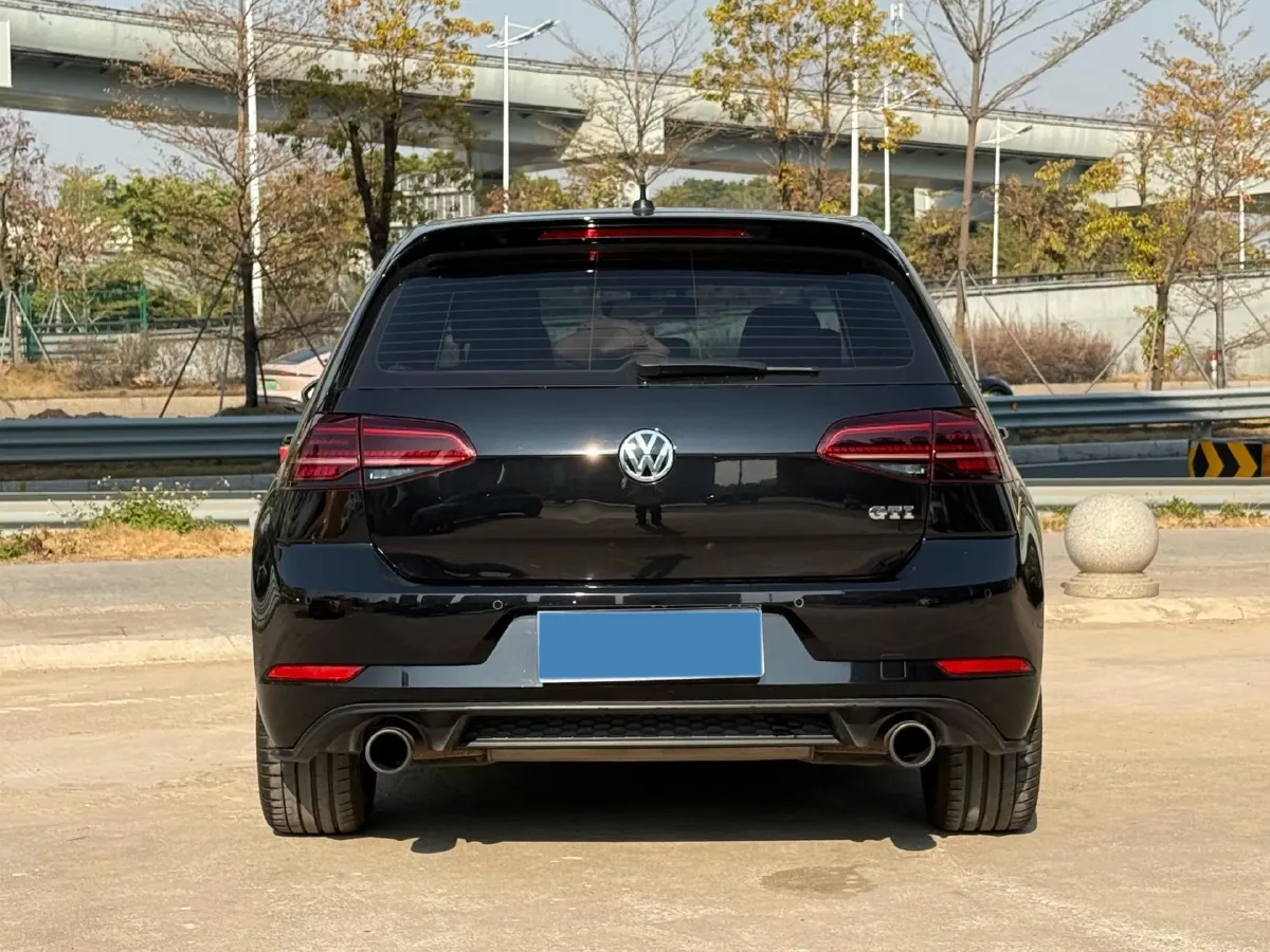 2019 Buick EnvisionPlus 2.0T 260HP L4 9AT,autocango,china used car exporter,china ev exporter,chinese used car exporter,chinese used ev exporter