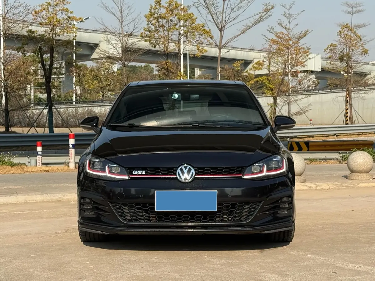 2019 Buick EnvisionPlus 2.0T 260HP L4 9AT,autocango,china used car exporter,china ev exporter,chinese used car exporter,chinese used ev exporter