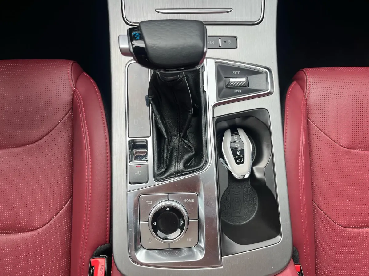 2021 Jetour X70 Plus 1.6T 197HP L4 7DCT,autocango,china used car exporter,china ev exporter,chinese used car exporter,chinese used ev exporter