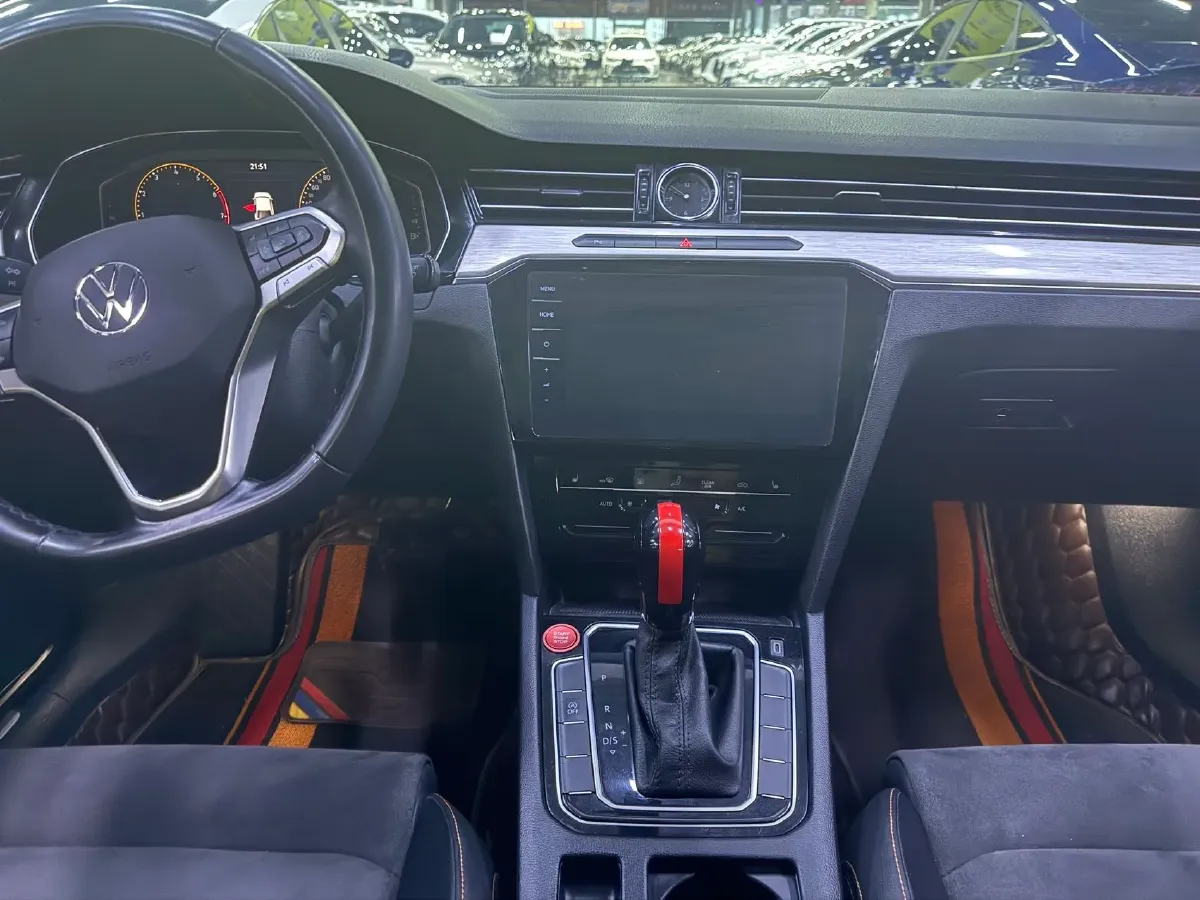 2020 Volkswagen Magotan 2.0T 186HP L4 7DCT,autocango,china used car exporter,china ev exporter,chinese used car exporter,chinese used ev exporter