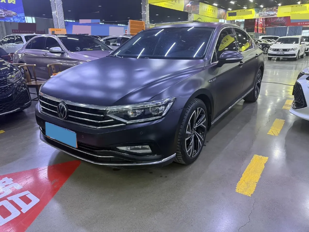 2020 Volkswagen Magotan 2.0T 186HP L4 7DCT,autocango,china used car exporter,china ev exporter,chinese used car exporter,chinese used ev exporter
