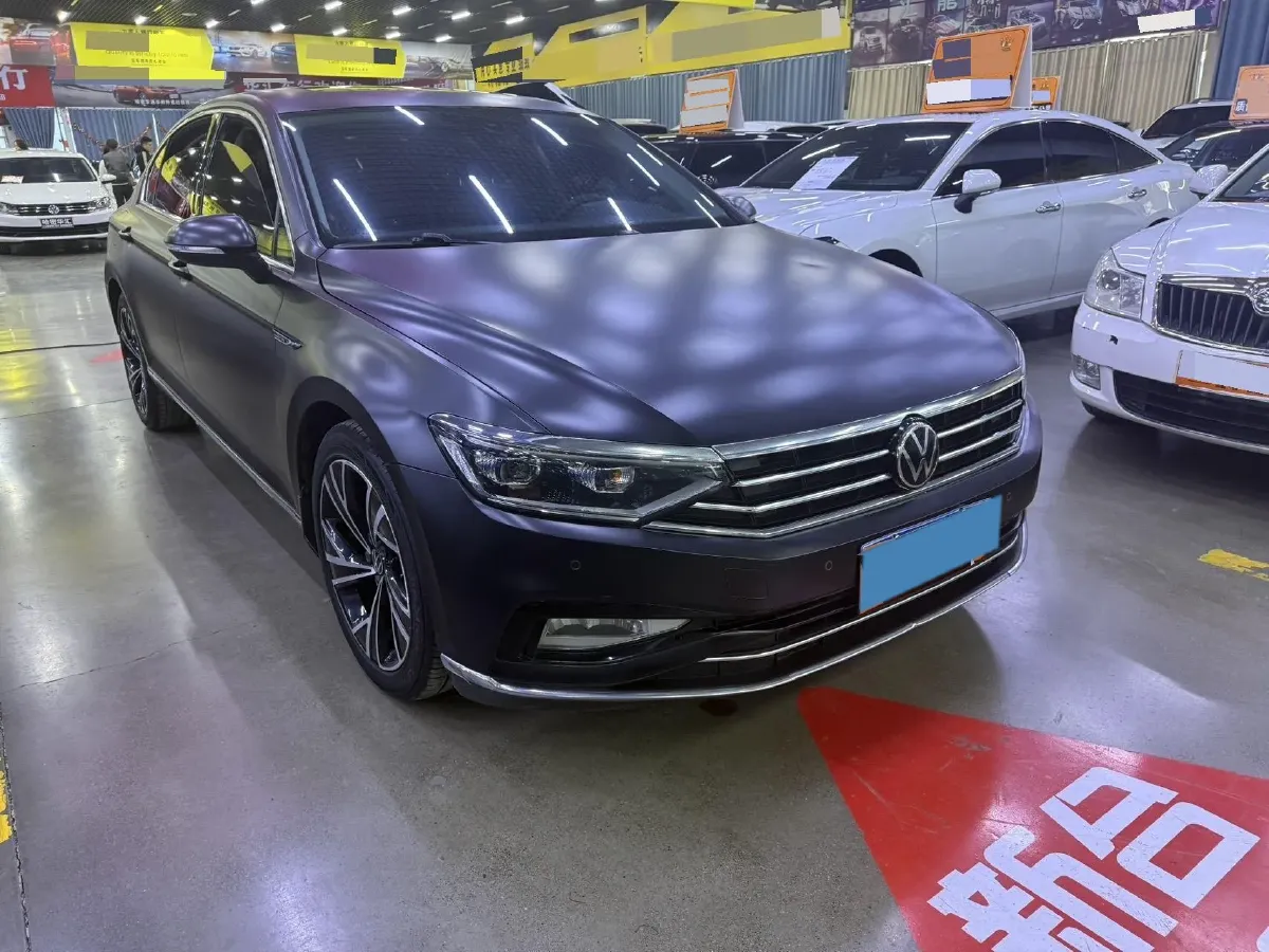 2020 Volkswagen Magotan 2.0T 186HP L4 7DCT,autocango,china used car exporter,china ev exporter,chinese used car exporter,chinese used ev exporter