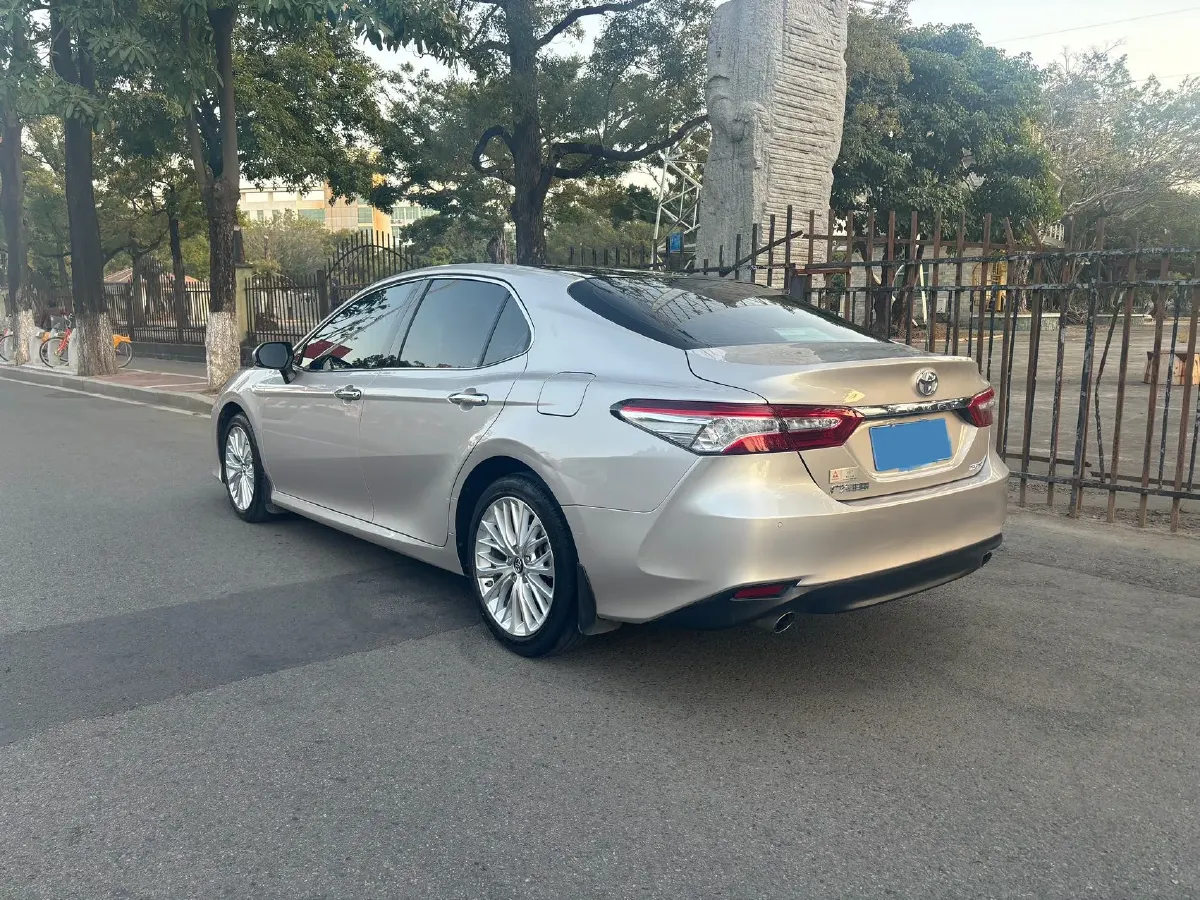 2019 Toyota Camry 2.5L 209HP L4 8AT,autocango,china used car exporter,china ev exporter,chinese used car exporter,chinese used ev exporter
