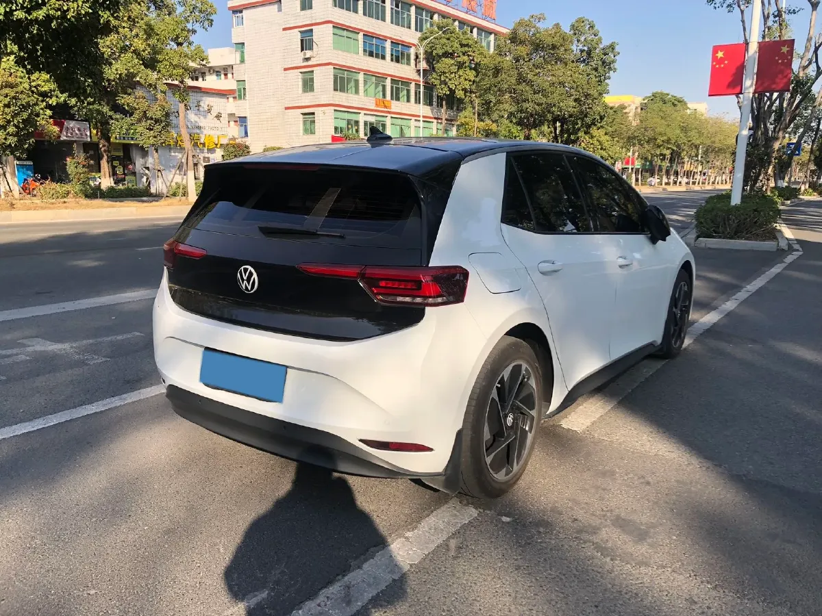 2025 Volkswagen ID.3 BEV 52.8KWH,autocango,china used car exporter,china ev exporter,chinese used car exporter,chinese used ev exporter