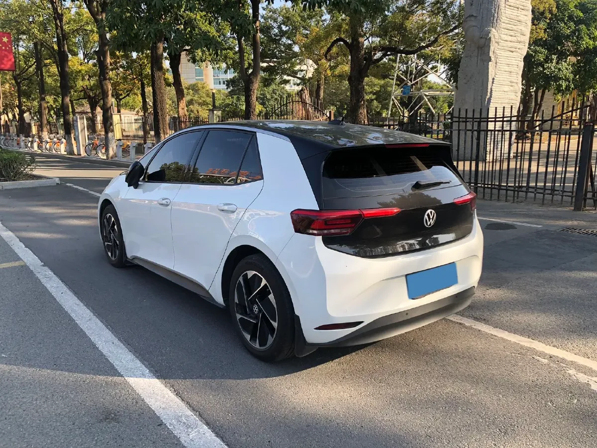 2025 Volkswagen ID.3 BEV 52.8KWH,autocango,china used car exporter,china ev exporter,chinese used car exporter,chinese used ev exporter