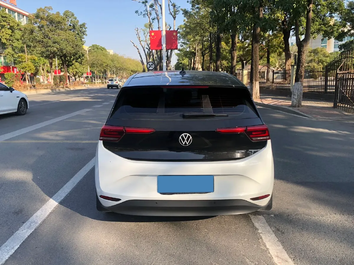 2025 Volkswagen ID.3 BEV 52.8KWH,autocango,china used car exporter,china ev exporter,chinese used car exporter,chinese used ev exporter