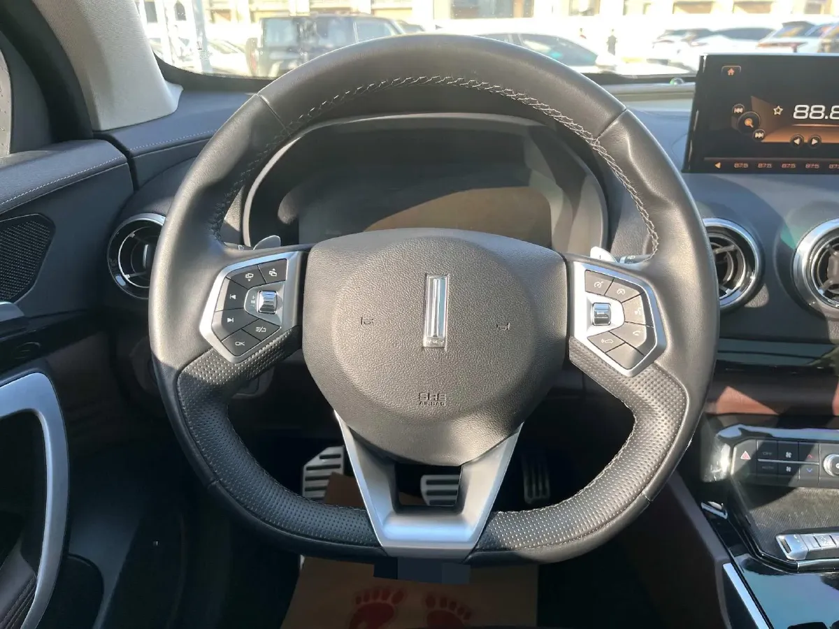 2017 WEY VV7 2.0T 234HP L4 7DCT,autocango,china used car exporter,china ev exporter,chinese used car exporter,chinese used ev exporter