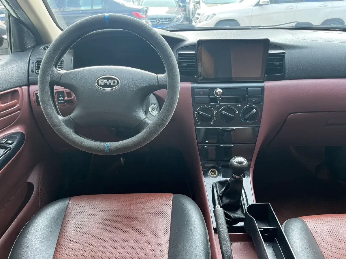 2014 HaiMa M3 1.5L 112HP L4 5MT,autocango,china used car exporter,china ev exporter,chinese used car exporter,chinese used ev exporter