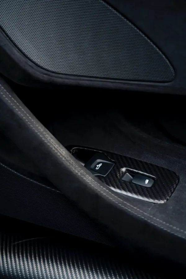 2019 McLaren 600LT 3.8T 600HP V8 7DCT,autocango,china used car exporter,china ev exporter,chinese used car exporter,chinese used ev exporter