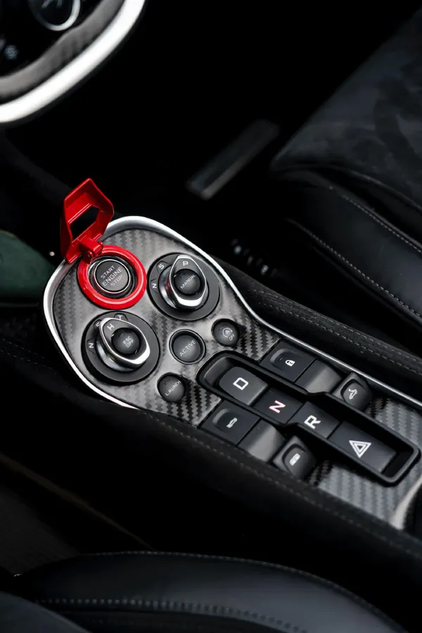 2019 McLaren 600LT 3.8T 600HP V8 7DCT,autocango,china used car exporter,china ev exporter,chinese used car exporter,chinese used ev exporter