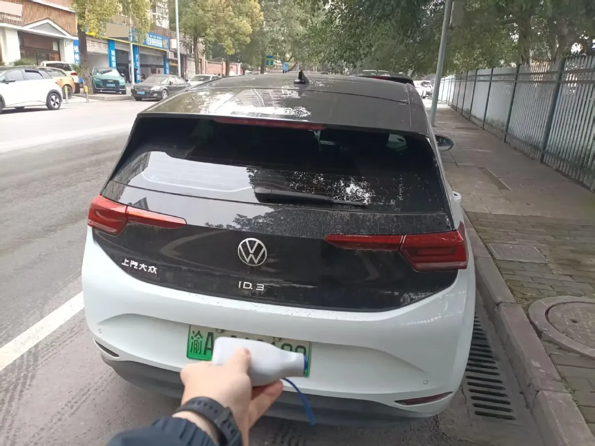 2023 Volkswagen ID.3 BEV 52.8KWH,autocango,china used car exporter,china ev exporter,chinese used car exporter,chinese used ev exporter
