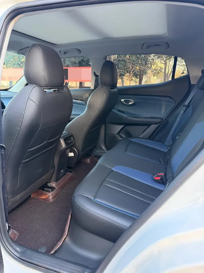 2025 GAC Trumpchi GS3 1.5T 177HP L4 7DCT,autocango,china used car exporter,china ev exporter,chinese used car exporter,chinese used ev exporter