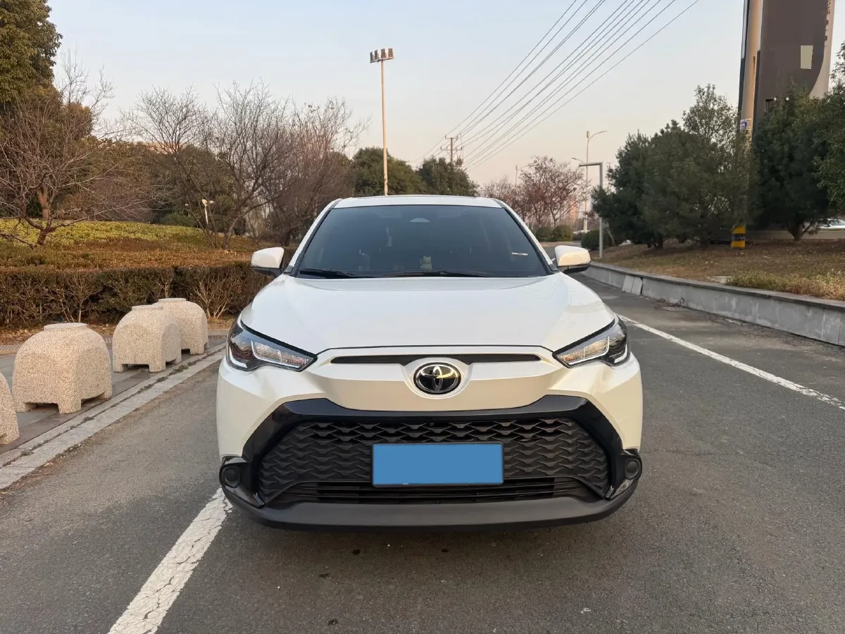 2024 Toyota Frontlander 2.0L 171HP L4 CVT,autocango,china used car exporter,china ev exporter,chinese used car exporter,chinese used ev exporter
