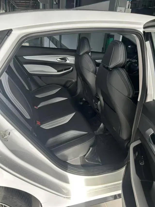 2023 Geely Emgrand 1.5L 127HP L4 CVT,autocango,china used car exporter,china ev exporter,chinese used car exporter,chinese used ev exporter