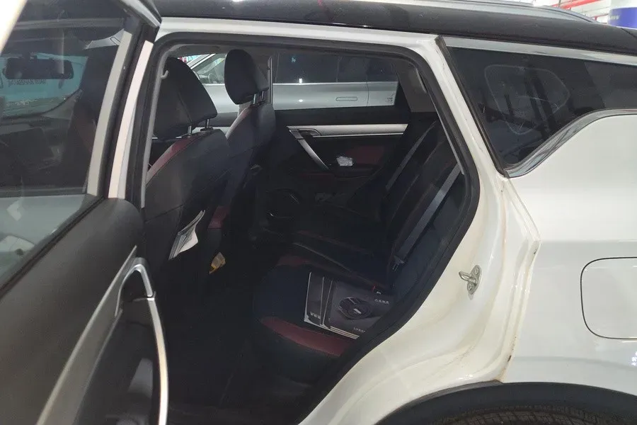 2021 Geely Coolray 1.4T 141HP L4 6DCT,autocango,china used car exporter,china ev exporter,chinese used car exporter,chinese used ev exporter