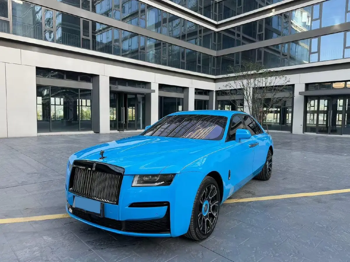 2022 Rolls-Royce Ghost 6.7T 600HP V12 8AT