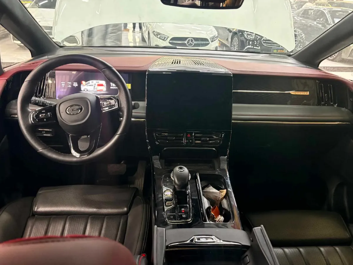 2024 GAC Trumpchi M8 2.0T 252HP L4 8AT,autocango,china used car exporter,china ev exporter,chinese used car exporter,chinese used ev exporter