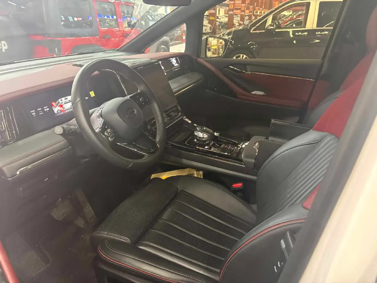 2024 GAC Trumpchi M8 2.0T 252HP L4 8AT,autocango,china used car exporter,china ev exporter,chinese used car exporter,chinese used ev exporter