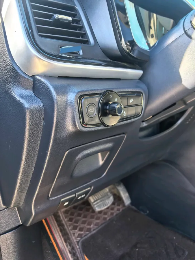 2021 GAC Trumpchi M8 2.0T 252HP L4 8AT,autocango,china used car exporter,china ev exporter,chinese used car exporter,chinese used ev exporter