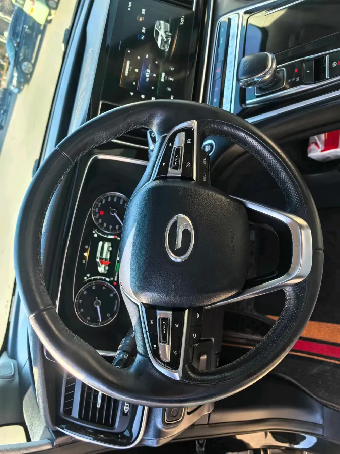 2021 GAC Trumpchi M8 2.0T 252HP L4 8AT,autocango,china used car exporter,china ev exporter,chinese used car exporter,chinese used ev exporter