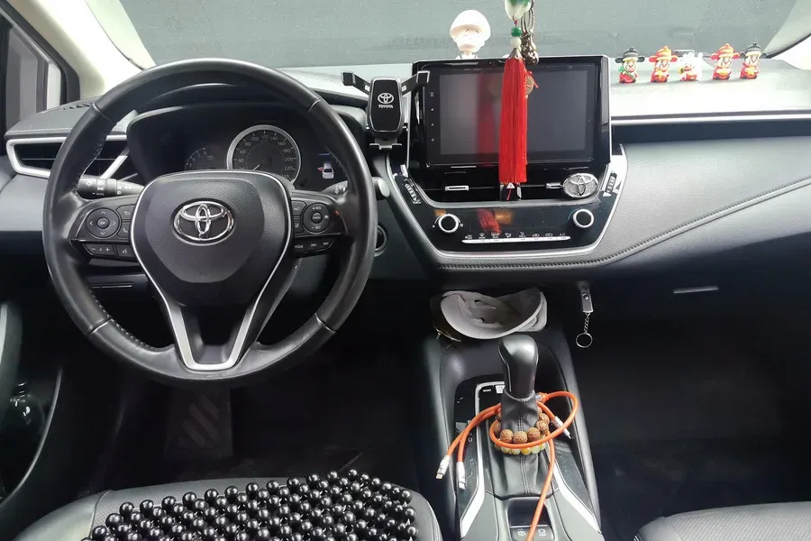 2021 Toyota Corolla 1.2T 116HP L4 CVT,autocango,china used car exporter,china ev exporter,chinese used car exporter,chinese used ev exporter