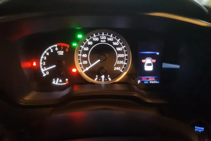 2021 Toyota Corolla 1.2T 116HP L4 CVT,autocango,china used car exporter,china ev exporter,chinese used car exporter,chinese used ev exporter