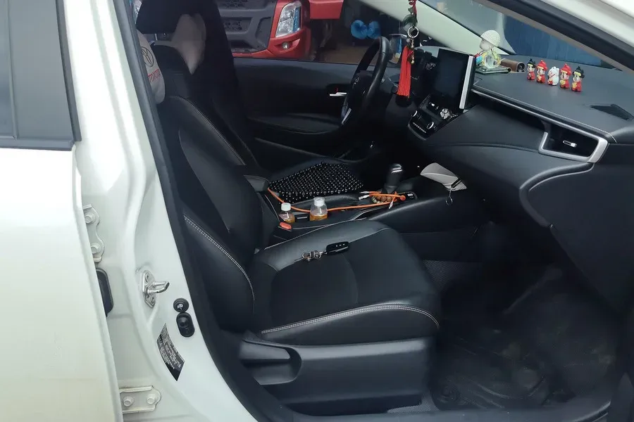 2021 Toyota Corolla 1.2T 116HP L4 CVT,autocango,china used car exporter,china ev exporter,chinese used car exporter,chinese used ev exporter