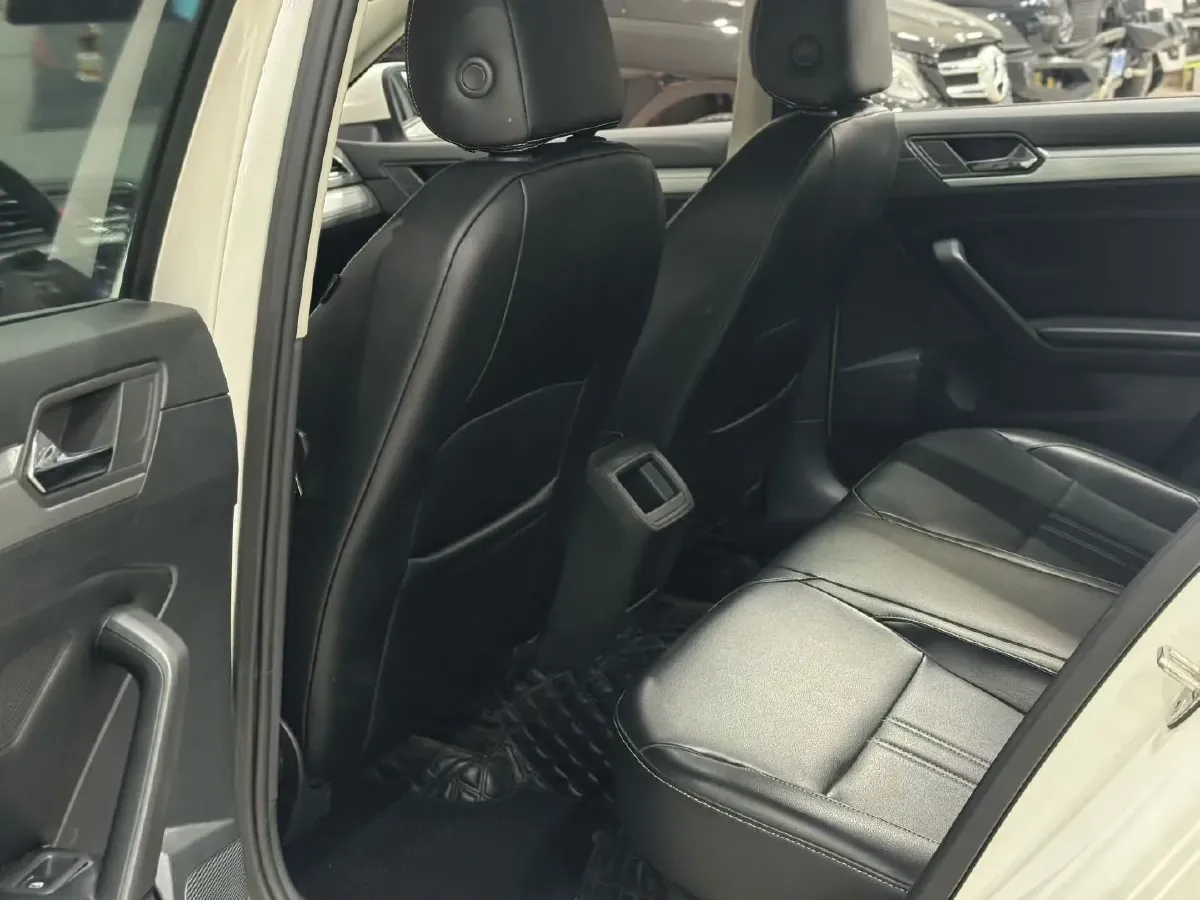 2019 Volkswagen Lamando 1.4T 131HP L4 7DCT,autocango,china used car exporter,china ev exporter,chinese used car exporter,chinese used ev exporter