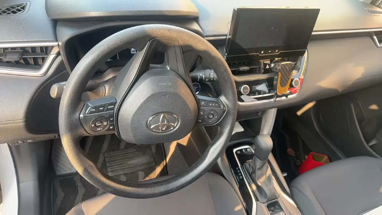 2023 Toyota Corolla Cross 2.0L 152HP L4 E-CVT Hybrid,autocango,china used car exporter,china ev exporter,chinese used car exporter,chinese used ev exporter